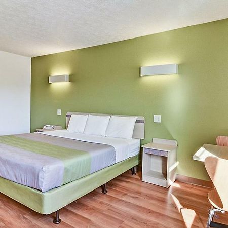 Economy Inn Pittsburgh Airport Moon Township Exteriör bild