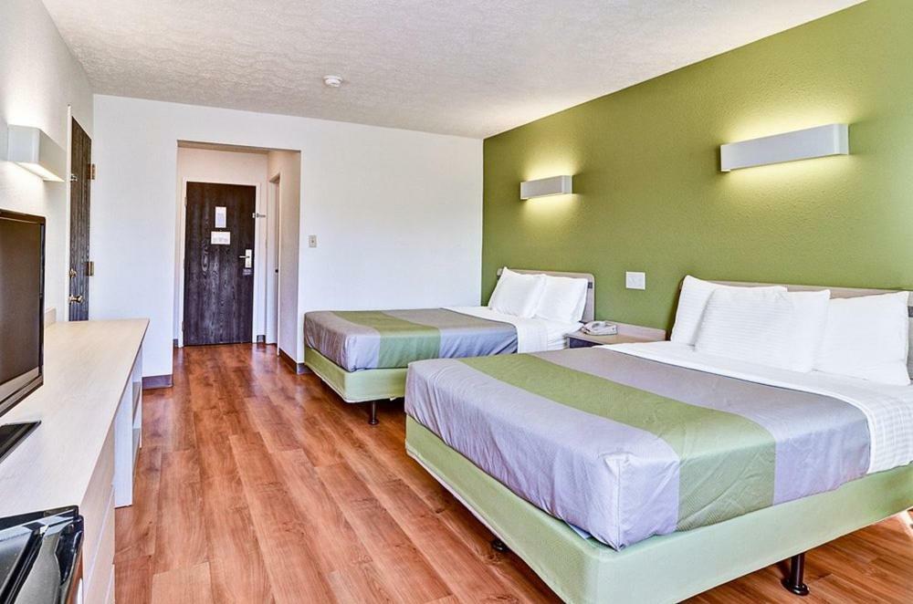 Economy Inn Pittsburgh Airport Moon Township Exteriör bild